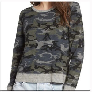 Sundry Camo Long Sleeve Sweatshirt Size 2 (Medium)